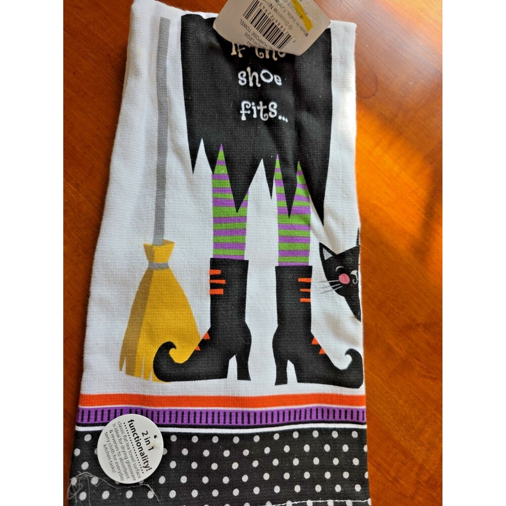 Set of 2 Kitchen Halloween Towels Witch & Cat New w tags